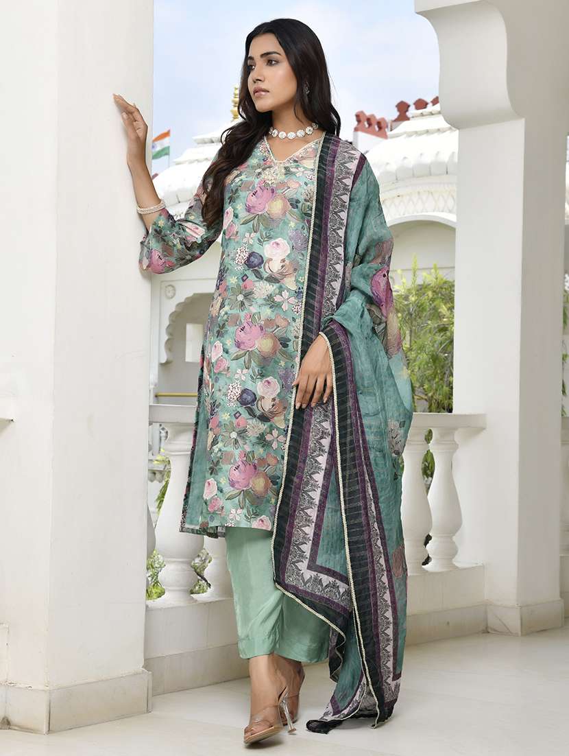 women three quarter sleeve kurta pant with dupatta set - 22068461 - Standard Image - 1