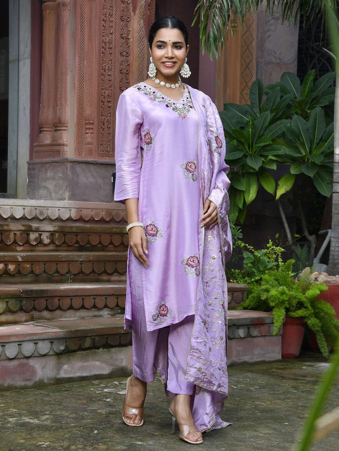 women three quarter sleeve kurta pant with dupatta set - 22068467 -  Standard Image - 1