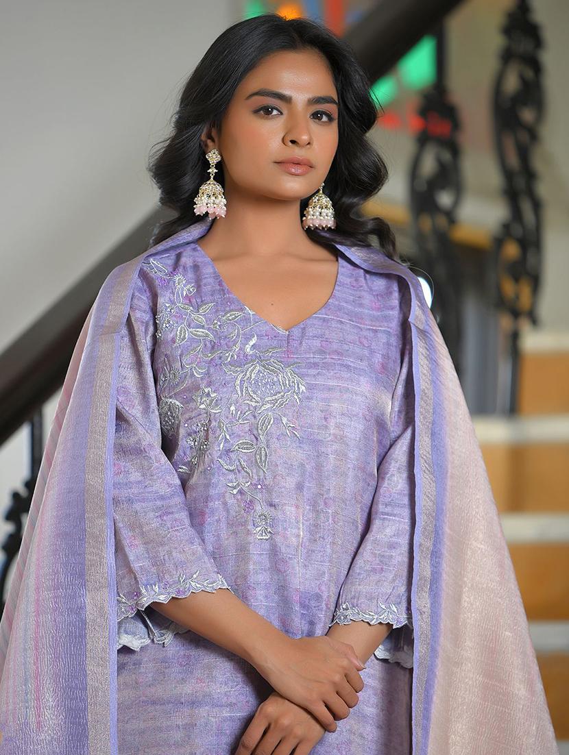women three quarter sleeve kurta pant with dupatta set - 22068482 - Standard Image - 4