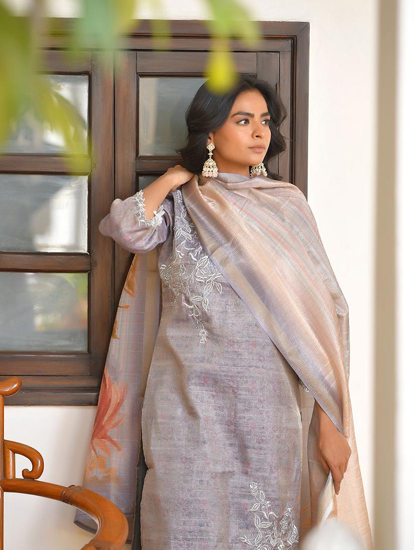 women three quarter sleeve kurta pant with dupatta set - 22068484 - Standard Image - 1