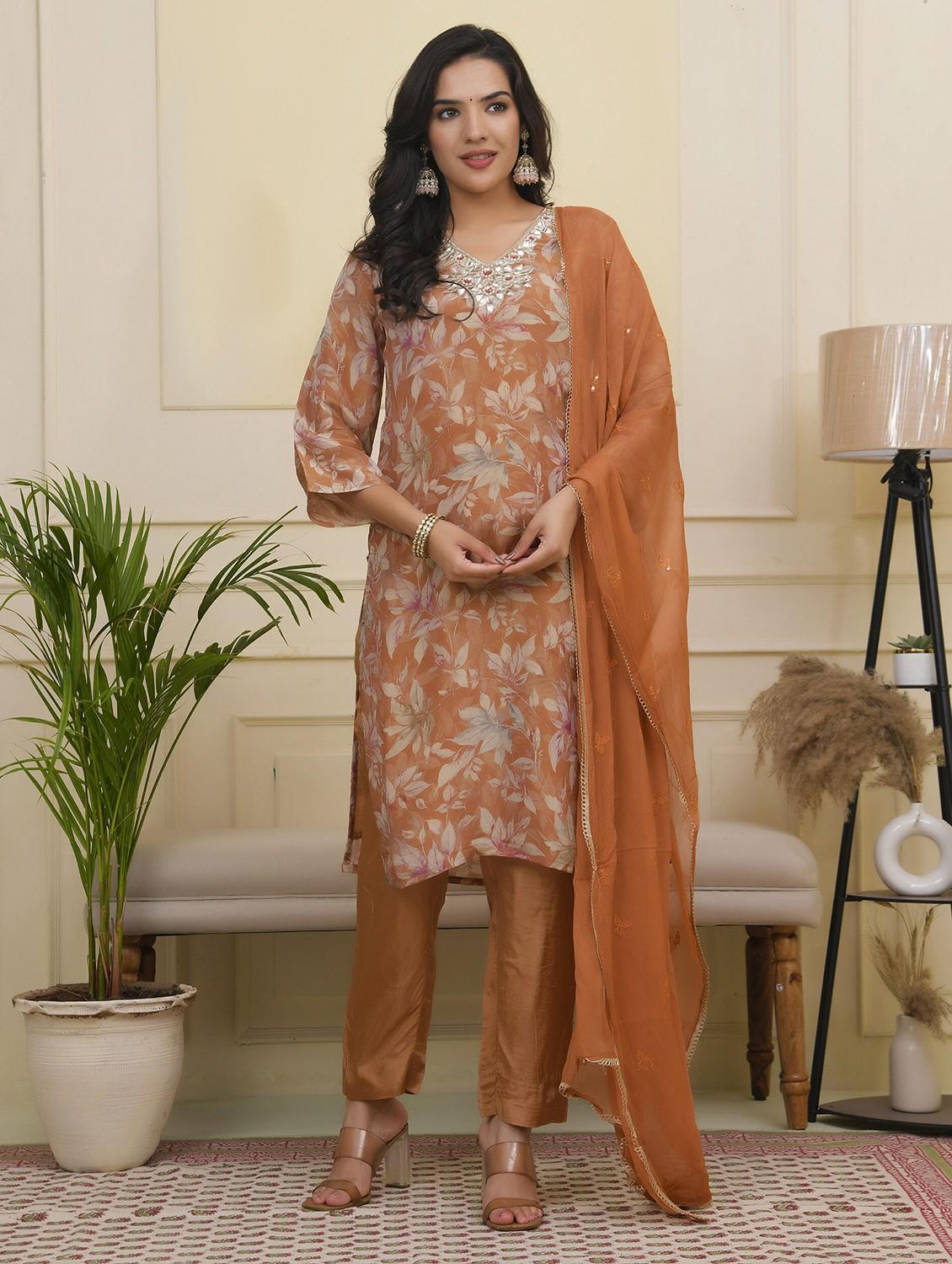 women three quarter sleeve kurta pant with dupatta set - 22068507 - Zoom Image - 0