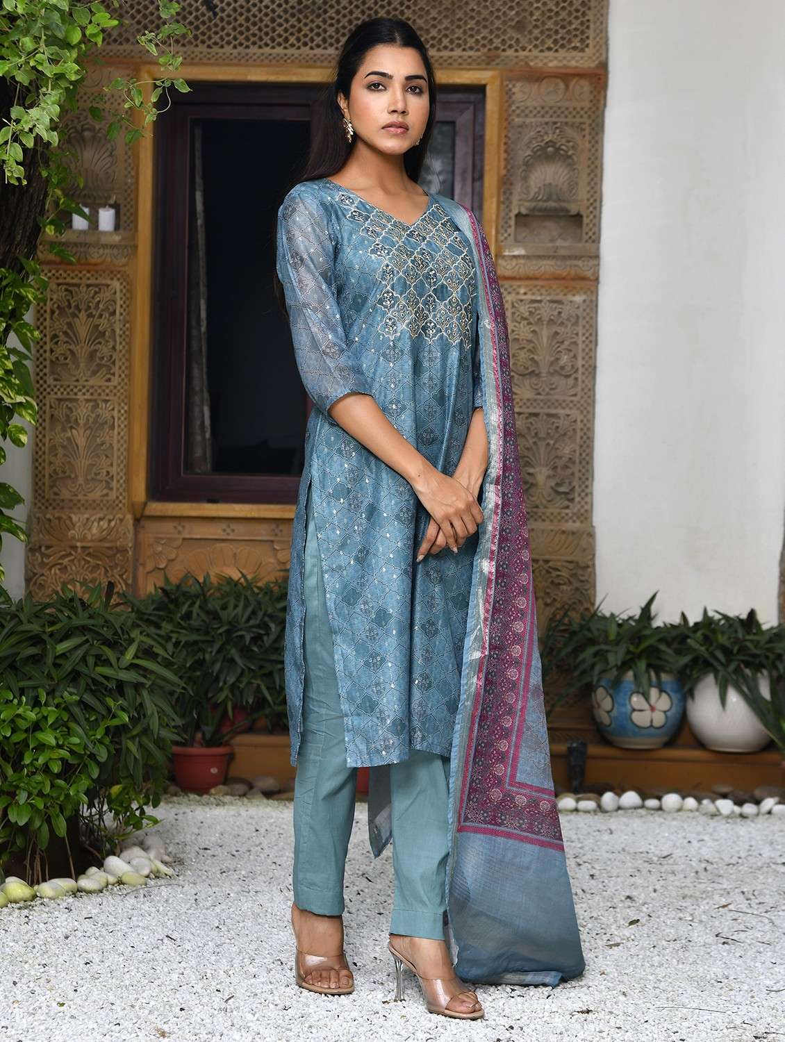 women three quarter sleeve kurta pant with dupatta set - 22068510 -  Standard Image - 1