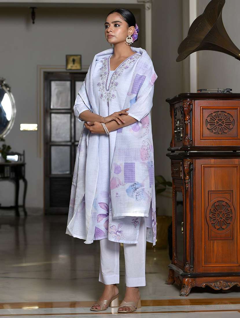 women three quarter sleeve kurta pant with dupatta set