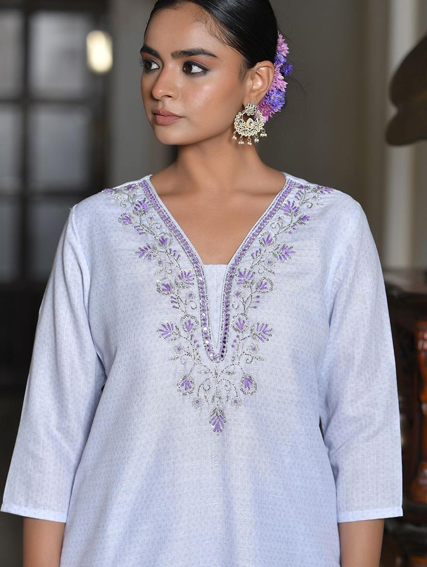 women three quarter sleeve kurta pant with dupatta set - 22068527 - Standard Image - 4