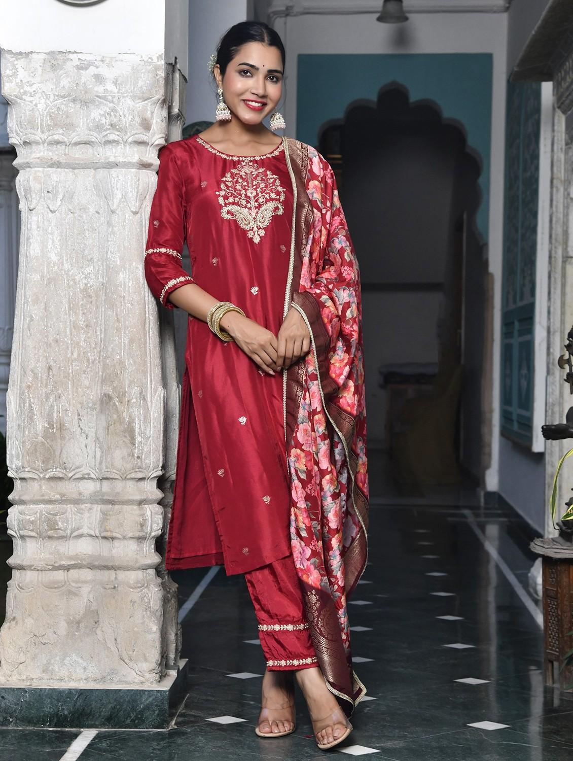 women three quarter sleeve kurta pant with dupatta set - 22068535 - Standard Image - 1