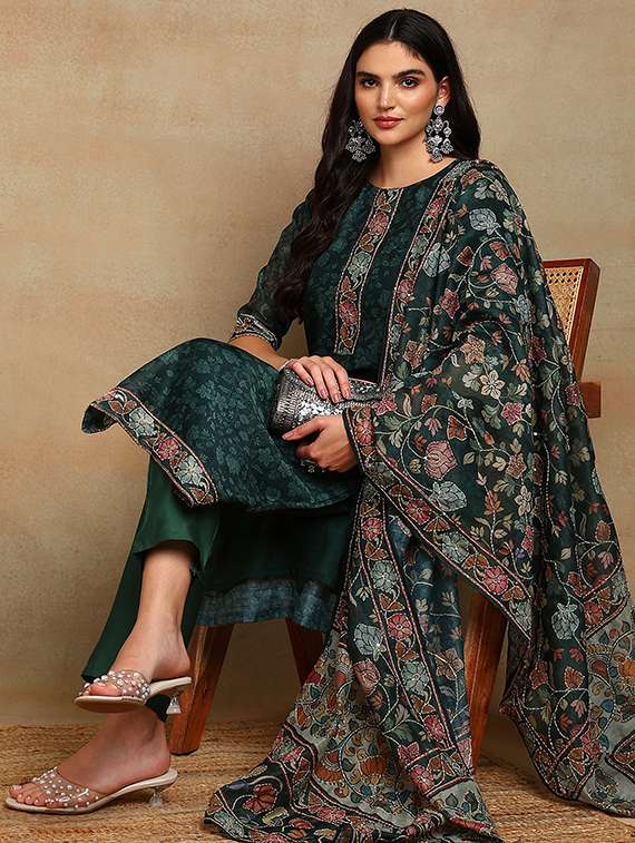 women three quarter sleeve kurta pant with dupatta set - 22068568 - Standard Image - 4