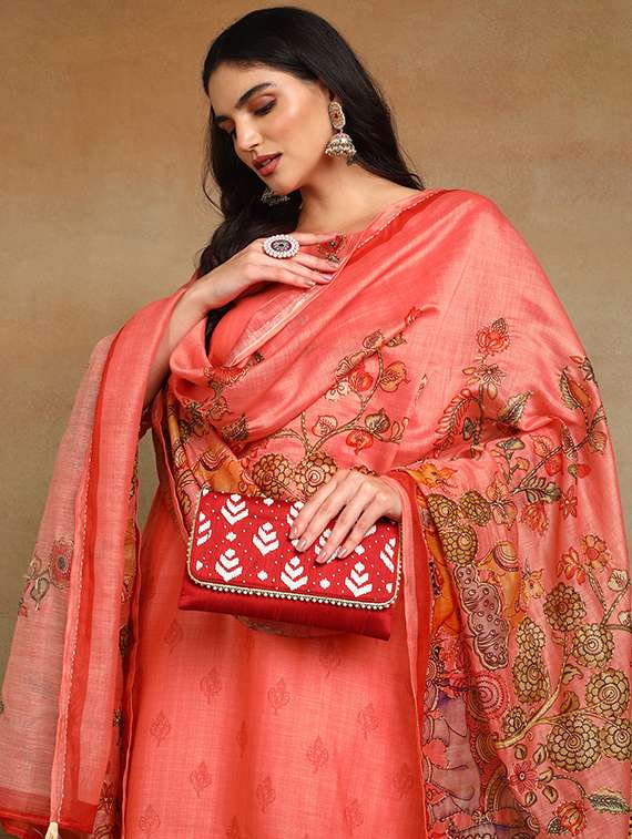 women three quarter sleeve kurta pant with dupatta set - 22068573 - Standard Image - 4