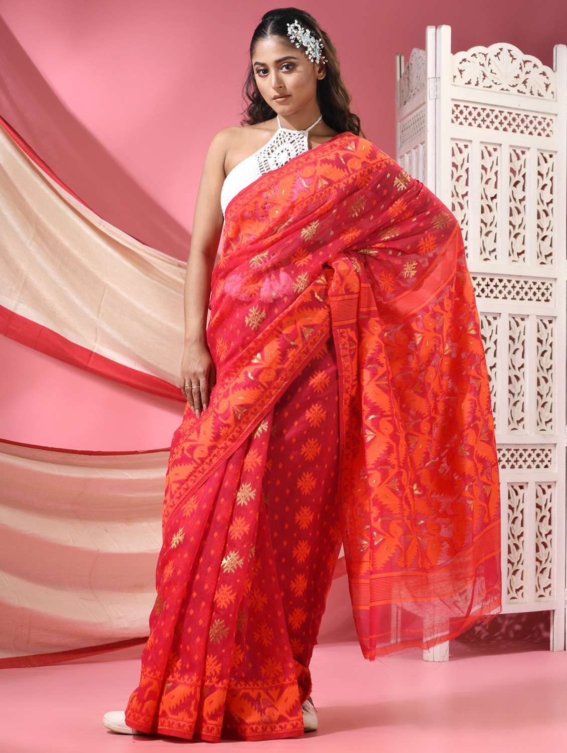 women self design jamdani saree