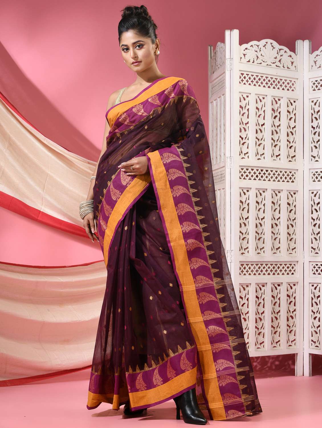 women self design handloom saree - 22068644 -  Standard Image - 1