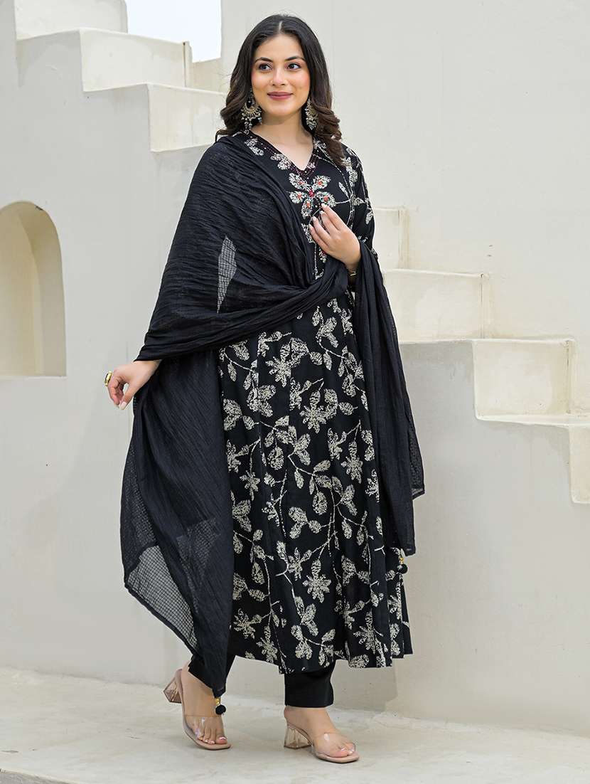 women printed three quarter sleeve kurta pant with dupatta set - 22069213 -  Standard Image - 1