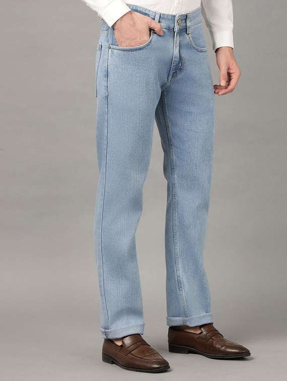men solid mid rise straight fit jean - 22069239 -  Standard Image - 4