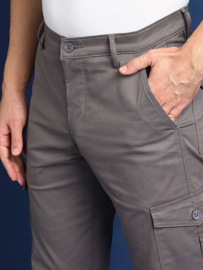 men solid mid rise relaxed fit cargo - 22069248 -  Standard Image - 4