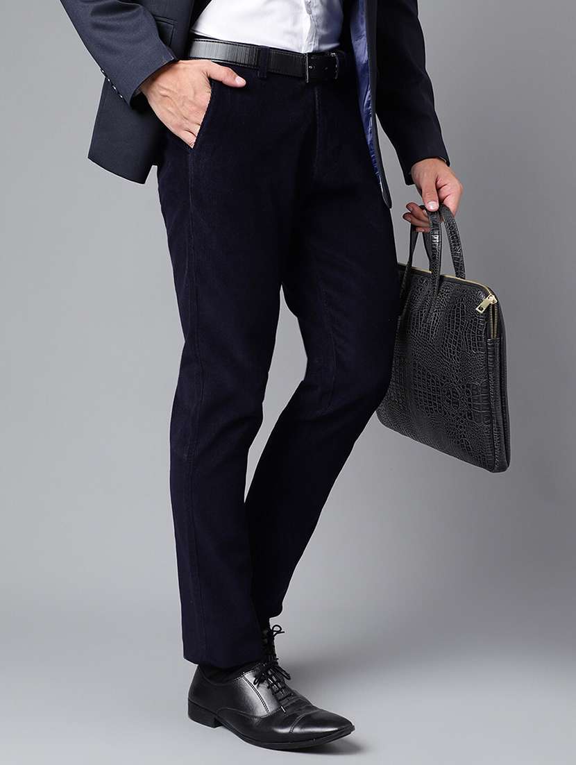 men solid mid rise flat front trouser