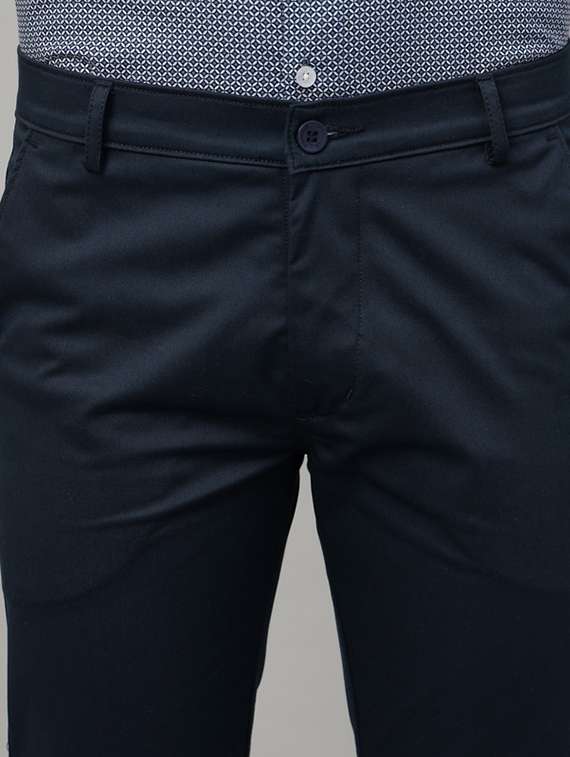 men solid mid rise flat front trouser - 22069308 -  Standard Image - 4