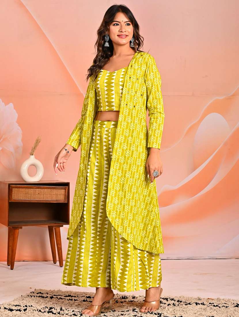 women printed long sleeve fusion set - 22069670 - Standard Image - 1