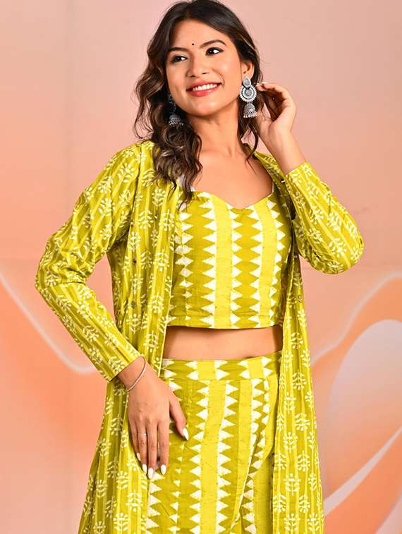 women printed long sleeve fusion set - 22069670 - Standard Image - 4