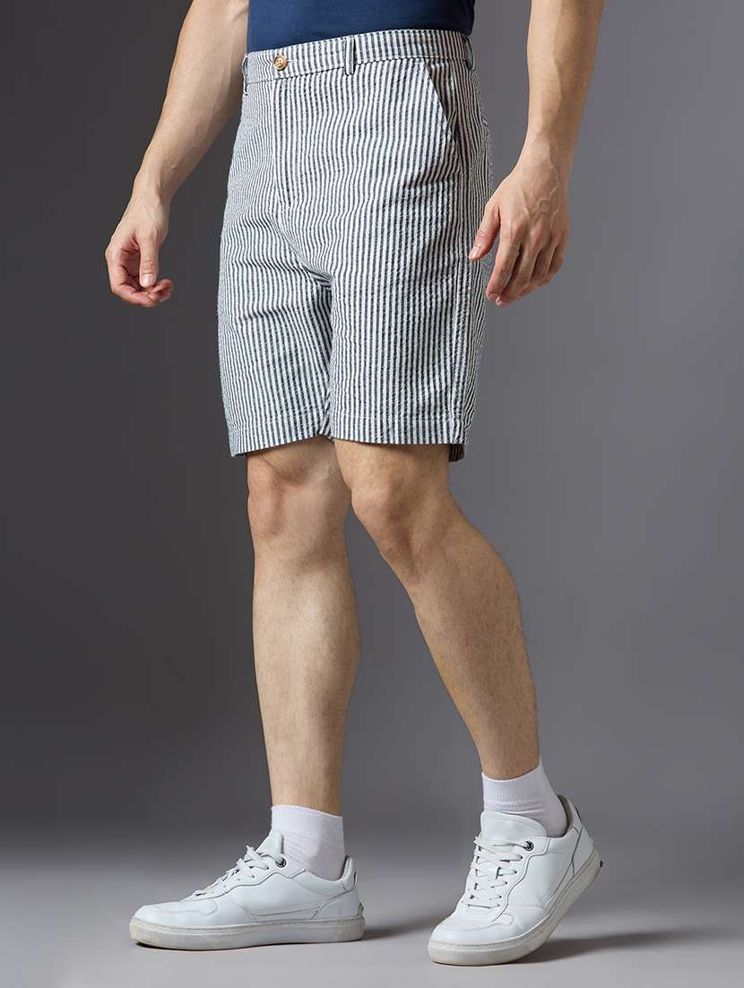 men striped mid rise regular fit shorts - 22069693 -  Standard Image - 1