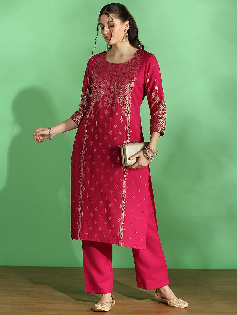 globus women pink round neck floral ethnic foil print straight festive kurta & pant set