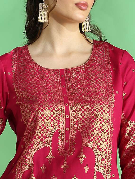 globus women pink round neck floral ethnic foil print straight festive kurta & pant set - 22069707 -  Standard Image - 4