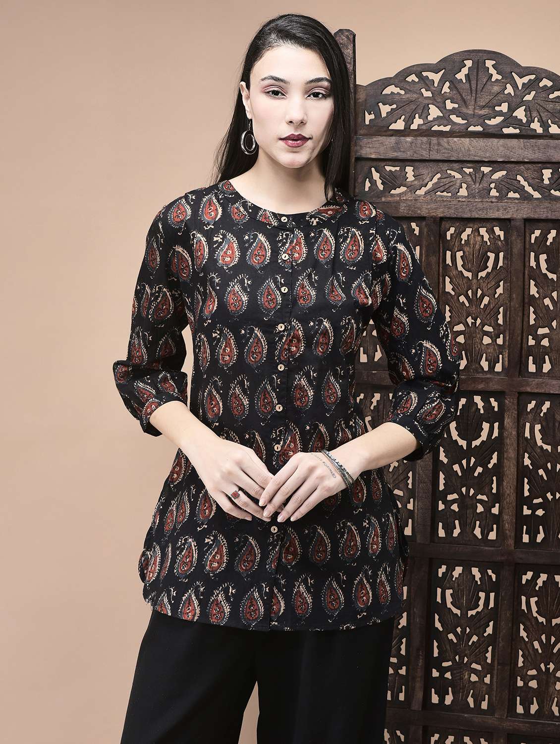 women printed three quarter sleeve kurti