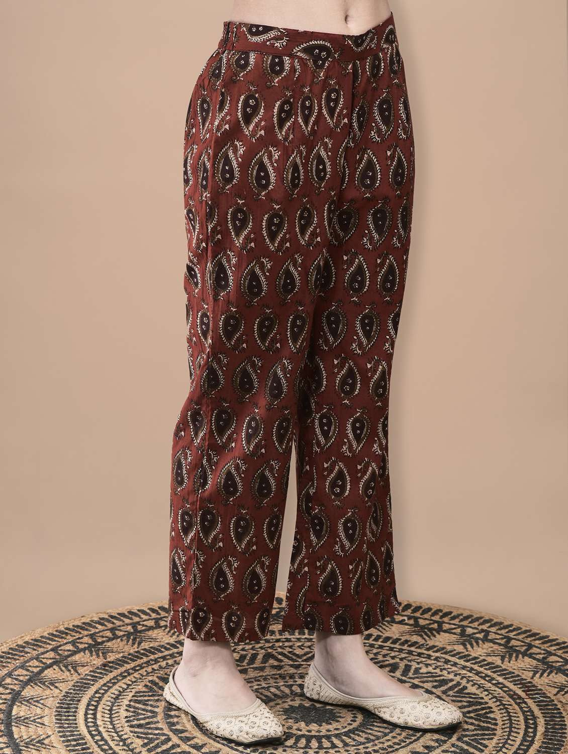 women printed three quarter sleeve kurta pant with dupatta set - 22070850 - Standard Image - 4