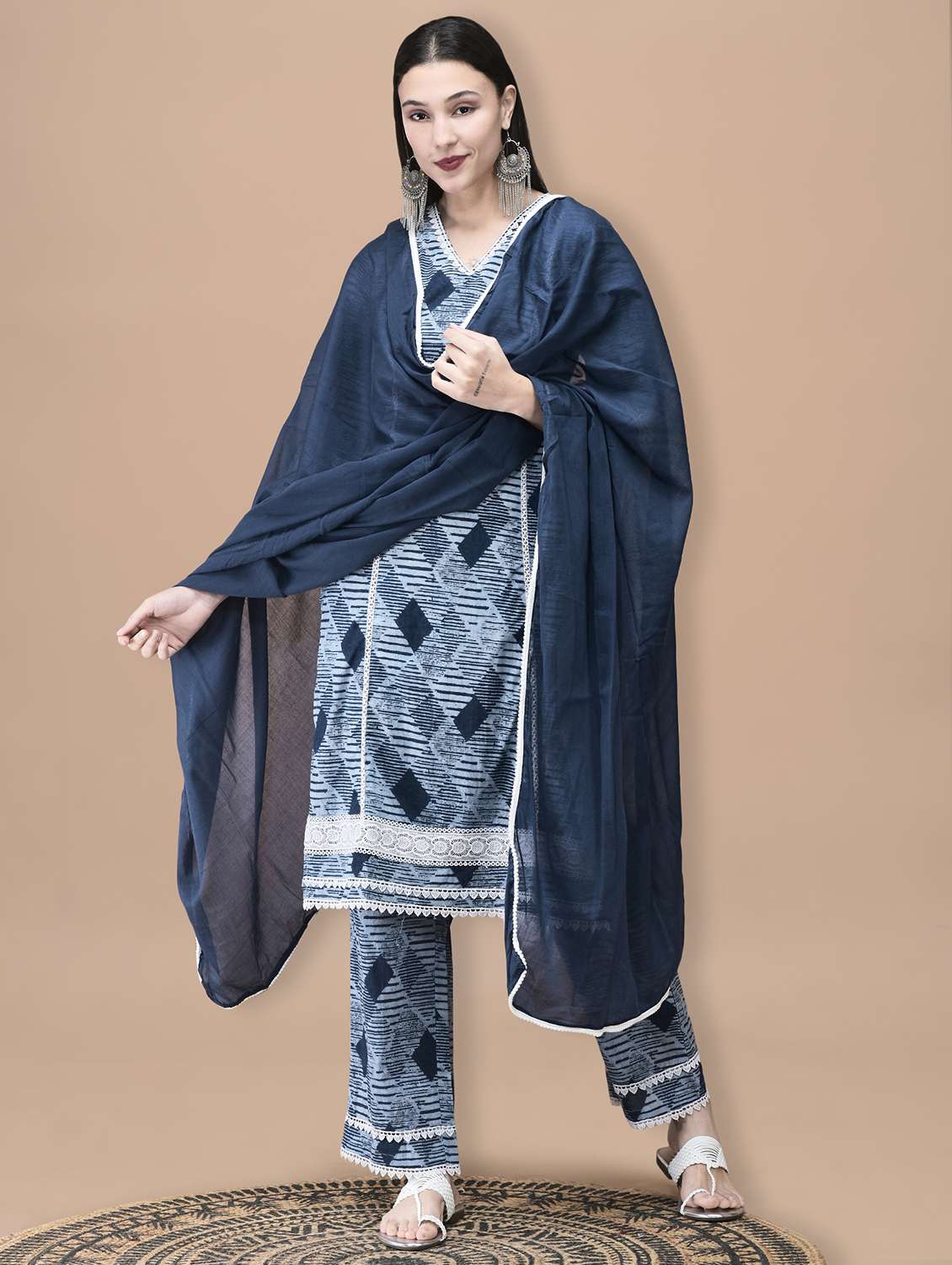 women geometric three quarter sleeve kurta pant with dupatta set - 22070851 - Standard Image - 1