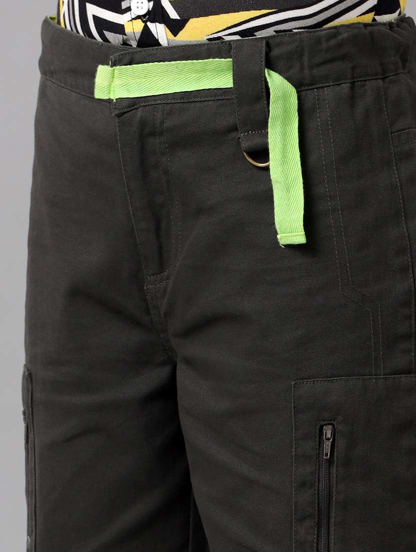 boys solid mid rise regular fit shorts  - 22070870 -  Standard Image - 4