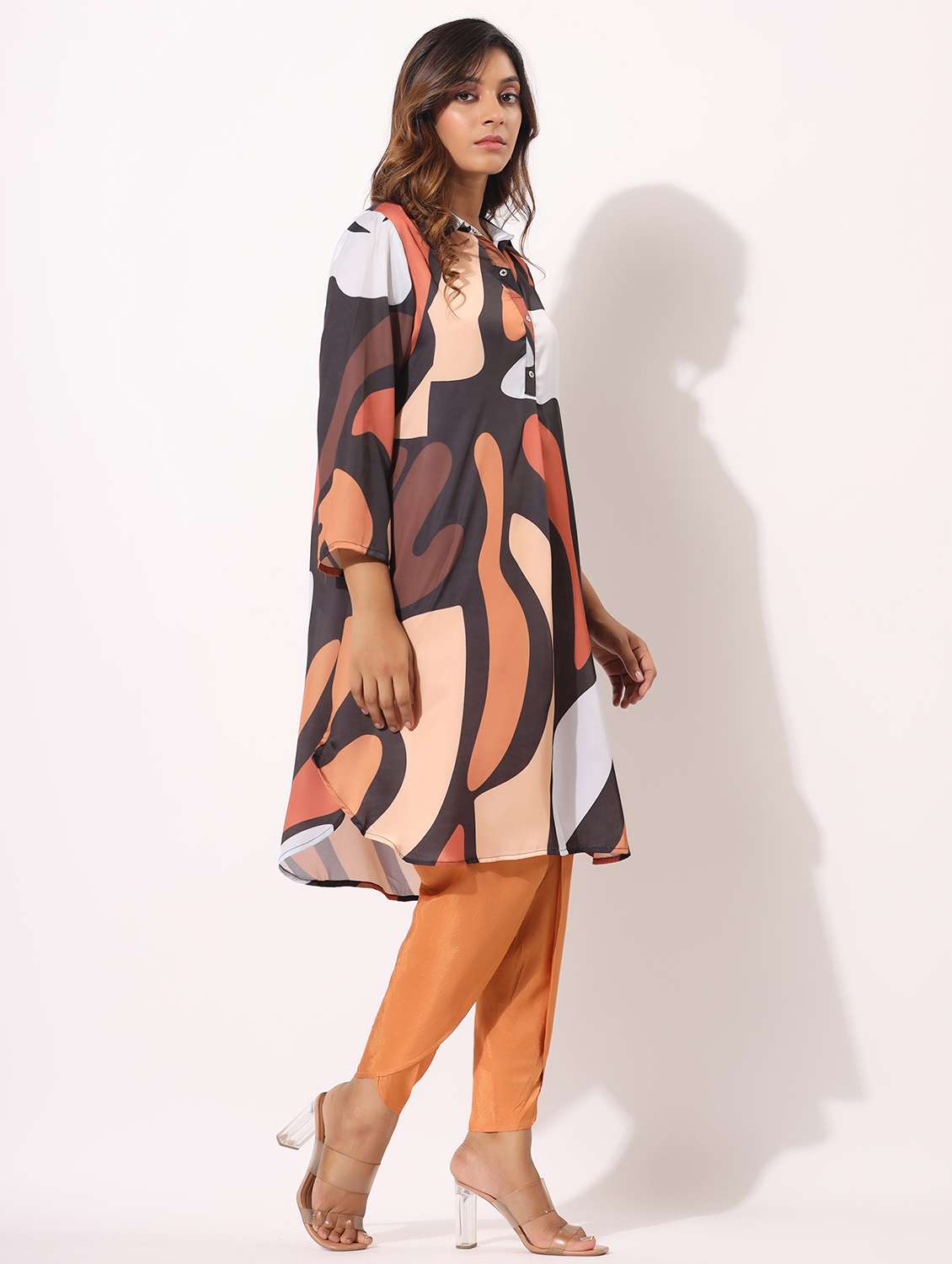 women abstract printed three quarter sleeve kurta pant set - 22071167 - Standard Image - 1