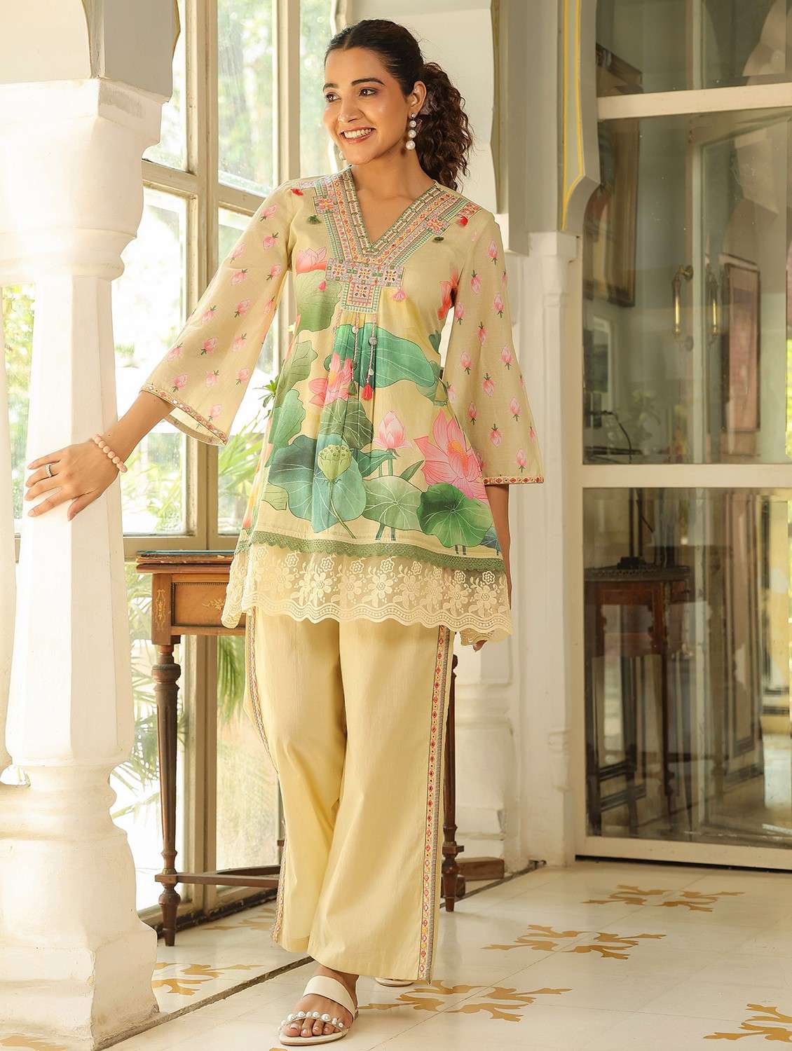 women printed three quarter sleeve ethnic co-ord set - 22071170 -  Standard Image - 1