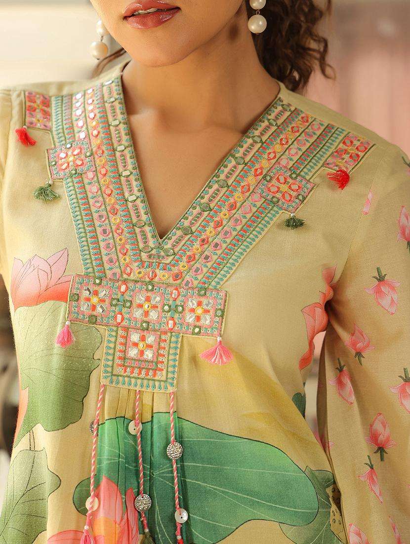 women printed three quarter sleeve ethnic co-ord set - 22071170 -  Standard Image - 1