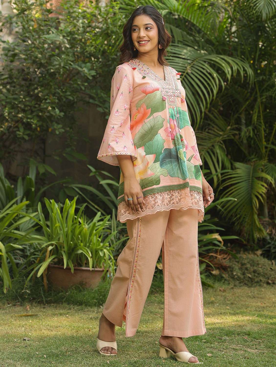 women printed three quarter sleeve ethnic co-ord set - 22071209 -  Standard Image - 1