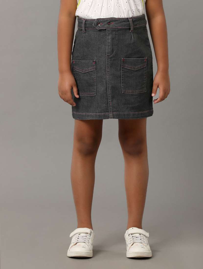 girls solid mid rise denim mini skirt