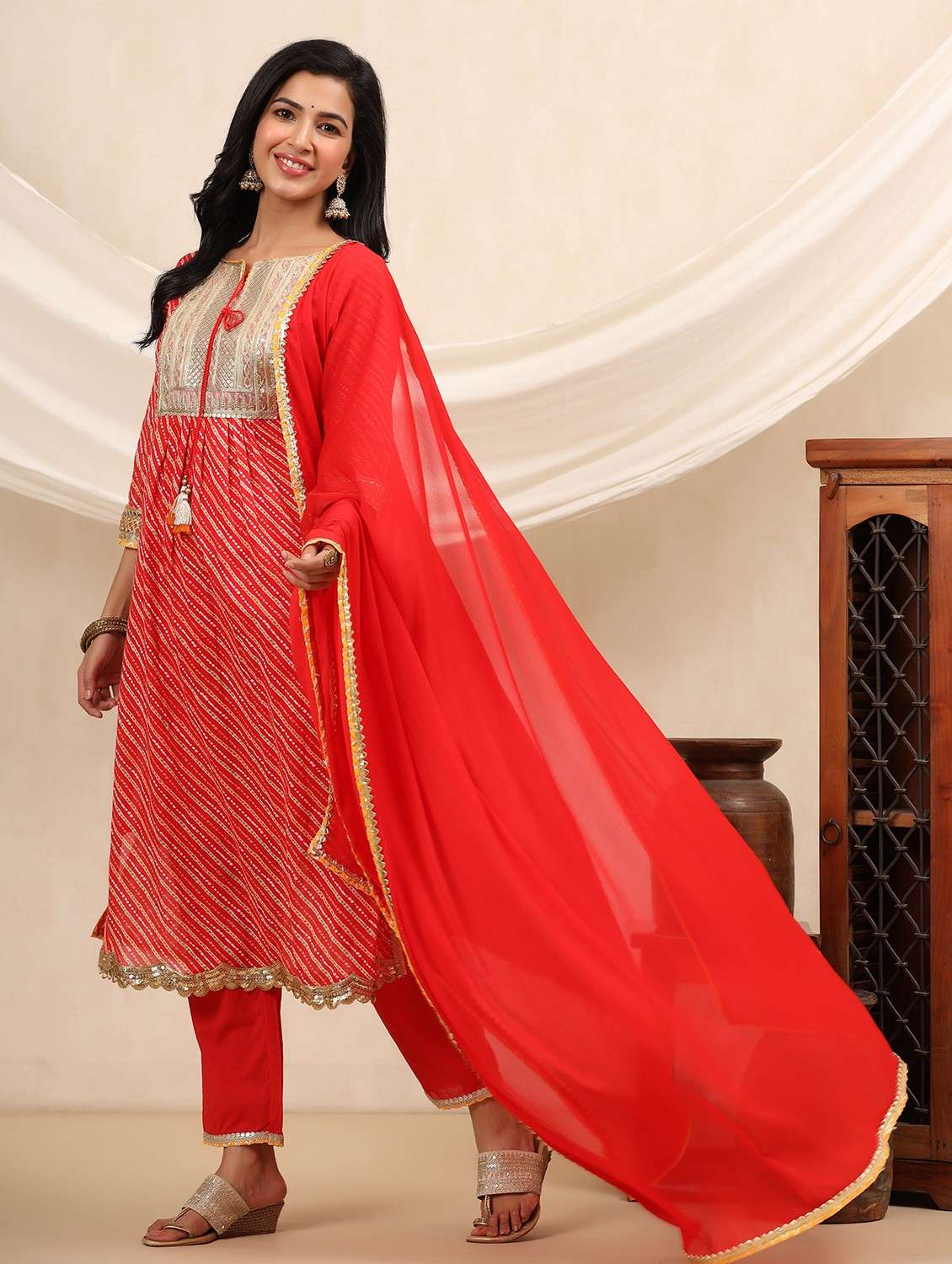 women printed three quarter sleeve kurta pant with dupatta set - 22071531 -  Standard Image - 1