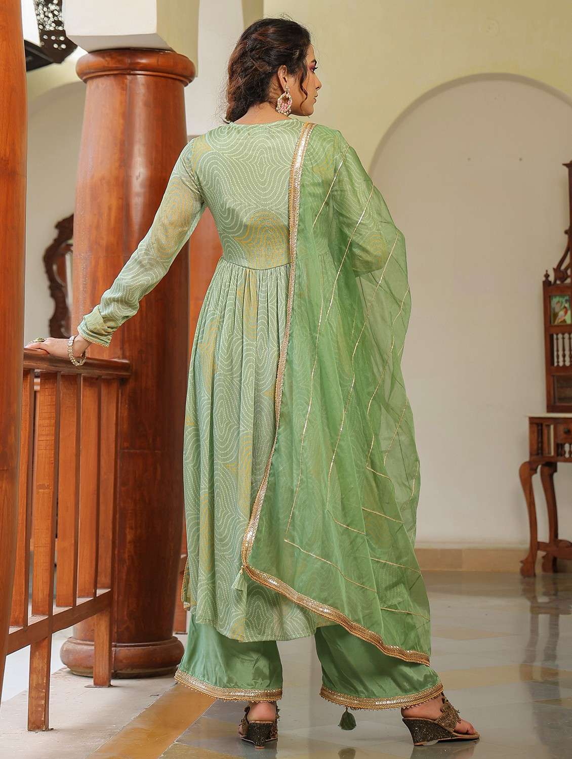 green chiffon kurta pant  set - 22071545 -  Standard Image - 1