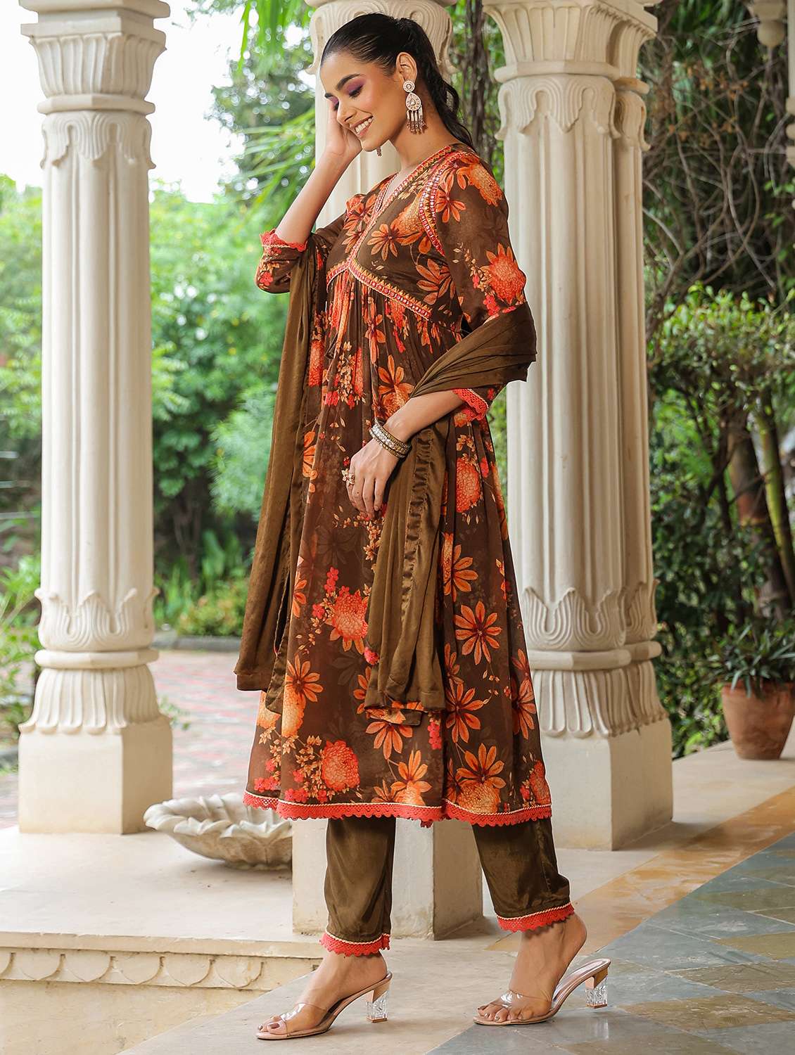 women three quarter sleeve kurta pant with dupatta set - 22071550 -  Zoom Image - 0