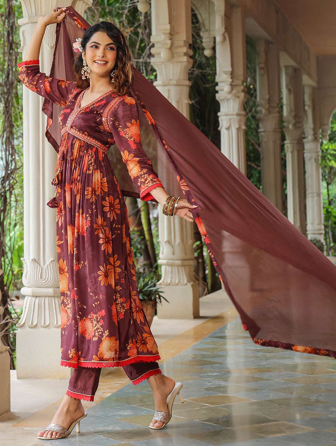 women three quarter sleeve kurta pant with dupatta set - 22071551 - Standard Image - 1