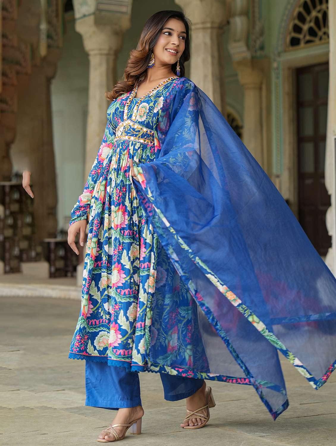 women long sleeve kurta pant with dupatta set - 22071552 -  Standard Image - 4