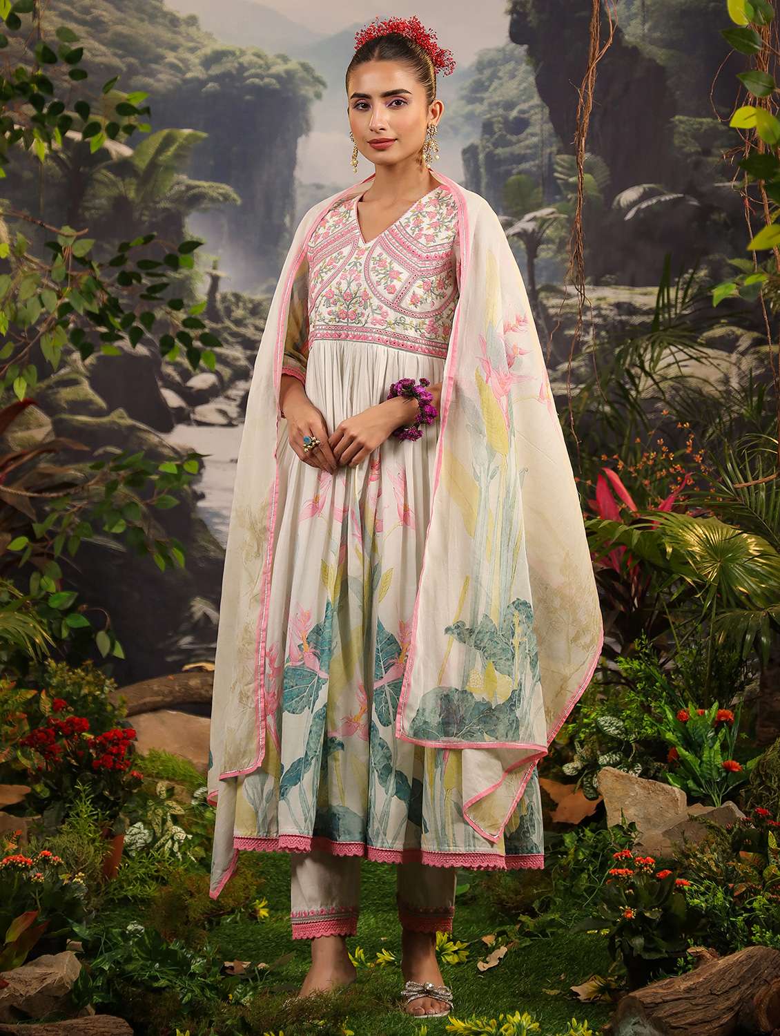 women thre quarter sleeve anarkali kurta pant with dupatta set - 22071564 - Standard Image - 1