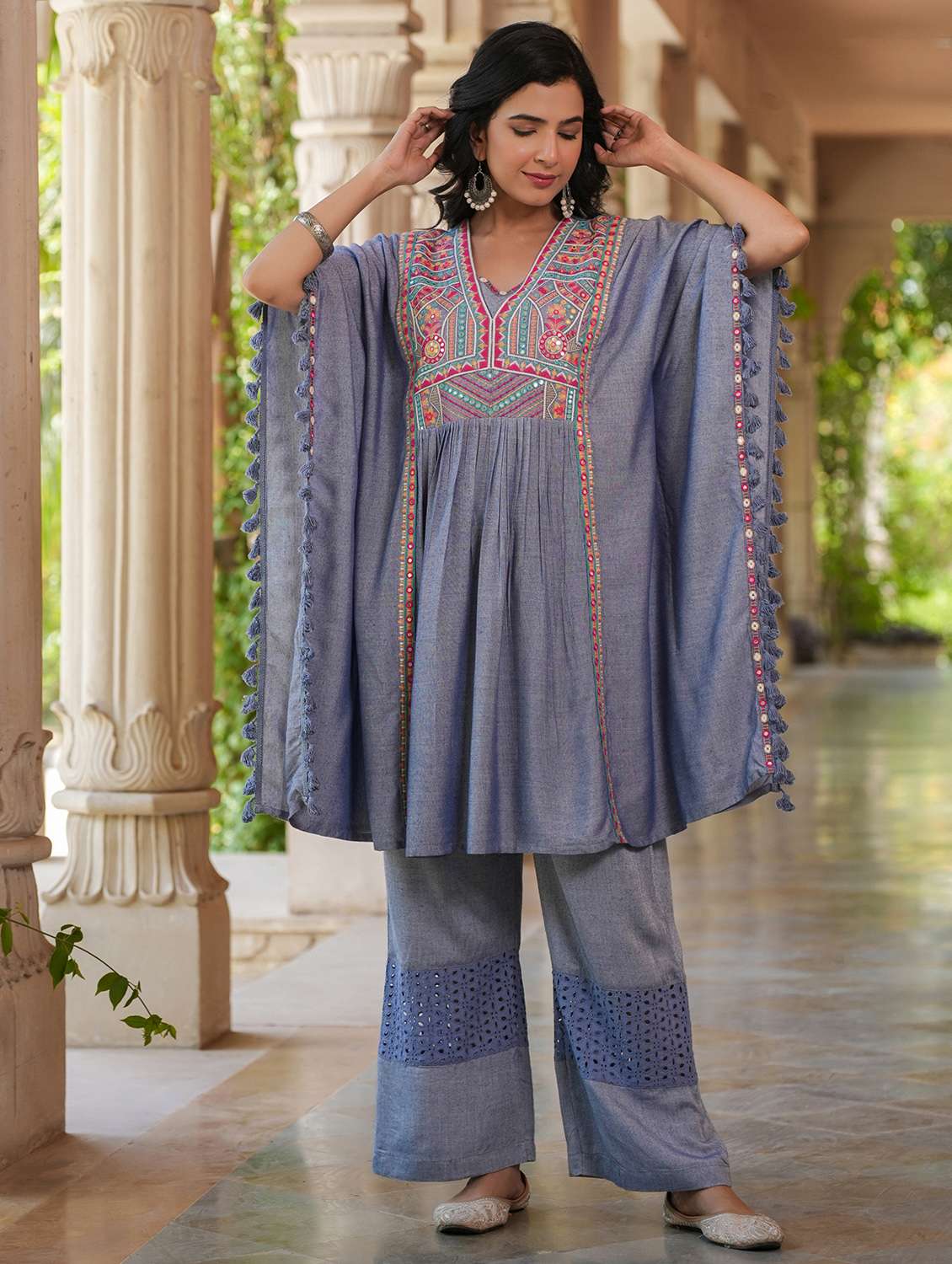 women embroidered kaftan and palazzo set - 22071565 - Standard Image - 4