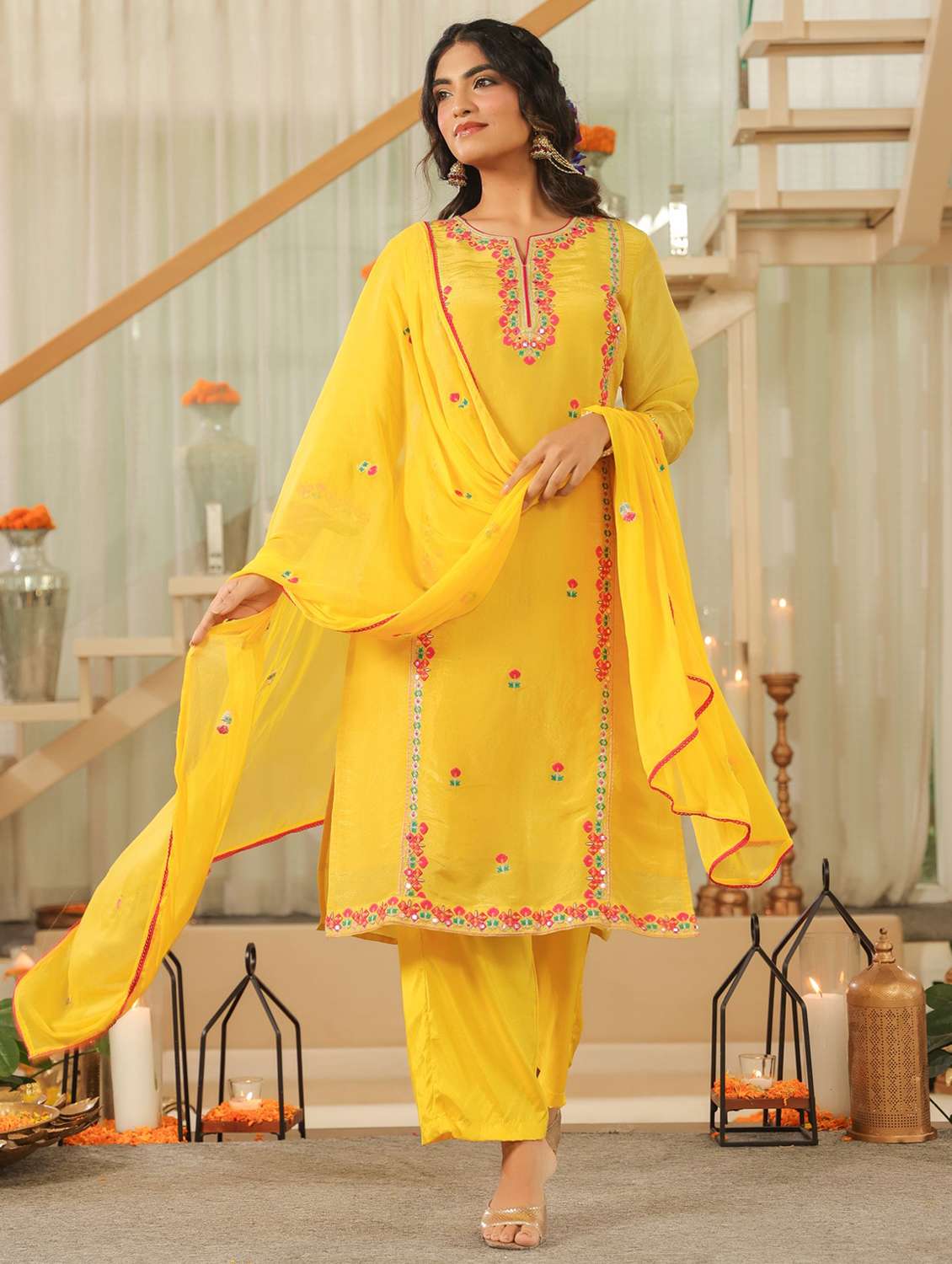women solid with work three quarter sleeve kurta pant with dupatta set - 22072077 - Standard Image - 4