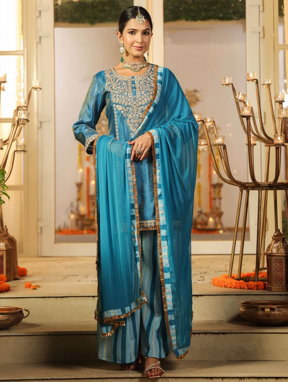 women solid with work three quarter sleeve kurta sharara with dupatta set - 22072079 -  Standard Image - 4