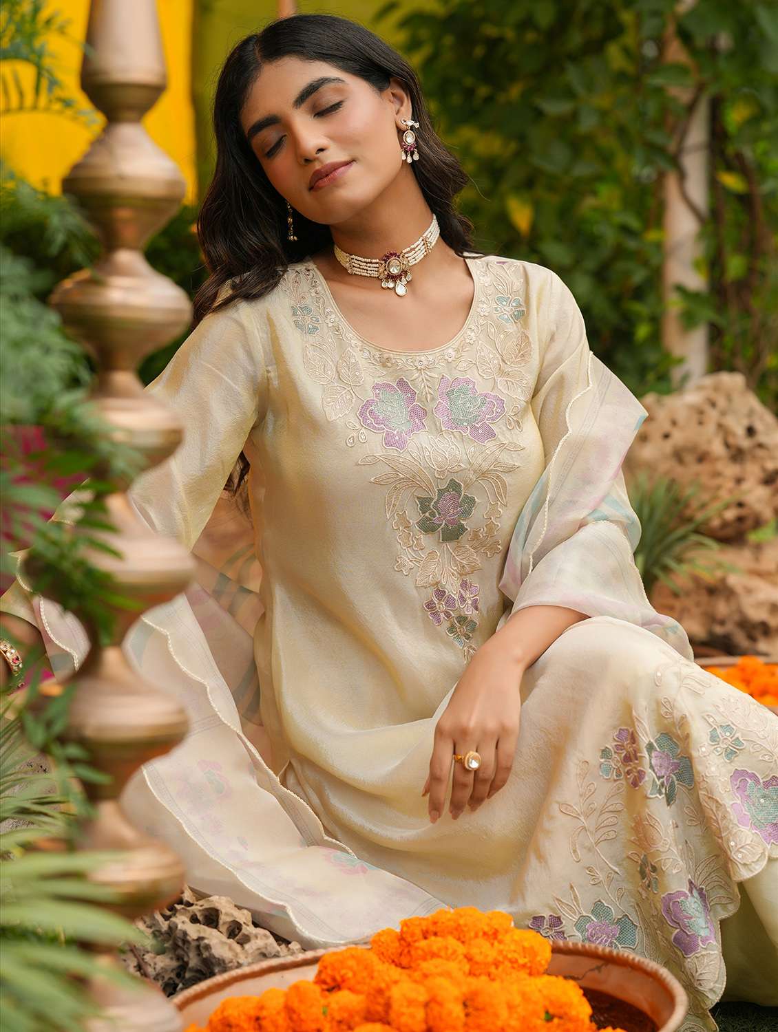 women solid with work three quarter sleeve kurta pant with dupatta set - 22072097 - Standard Image - 4
