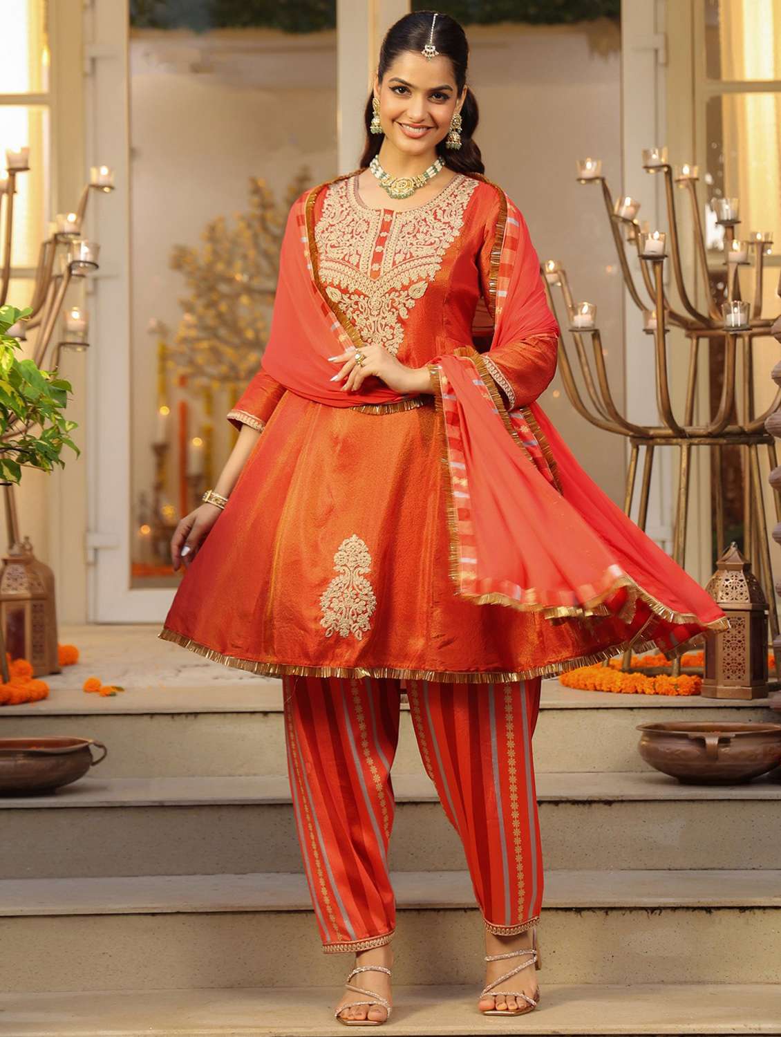 women solid with work three quarter sleeve kurta salwar with dupatta set - 22072101 - Standard Image - 4