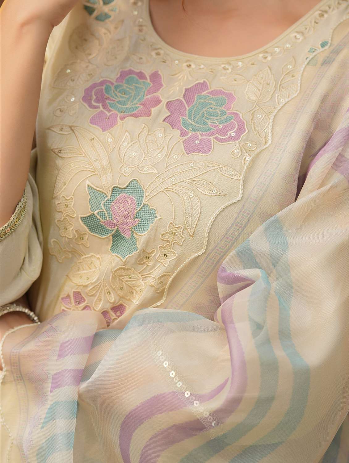 women solid with work three quarter sleeve kurta pant with dupatta set - 22072114 -  Standard Image - 6