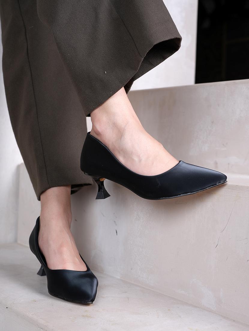 women black slip on pump - 22072149 - Standard Image - 1