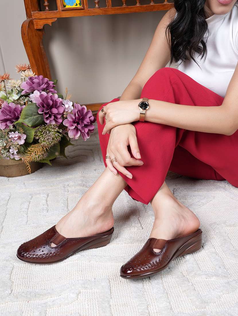women solid slip on mule - 22072166 -  Standard Image - 1