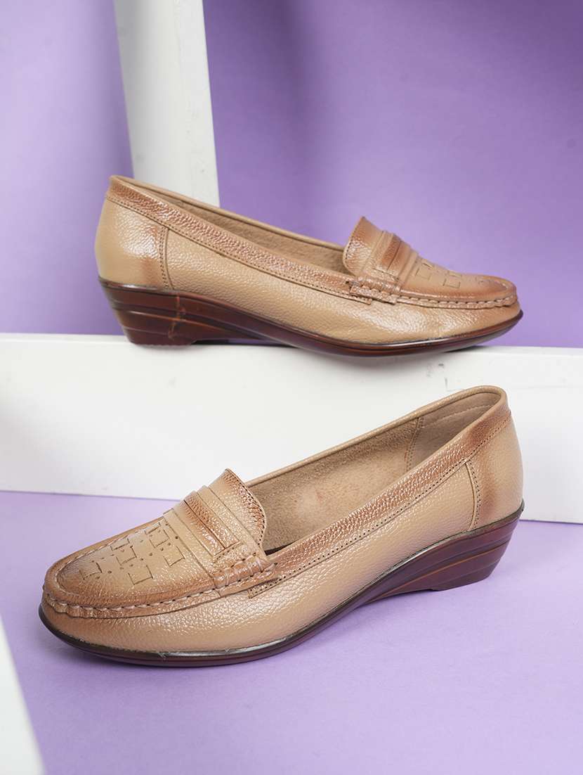 women beige slip on platform wedge