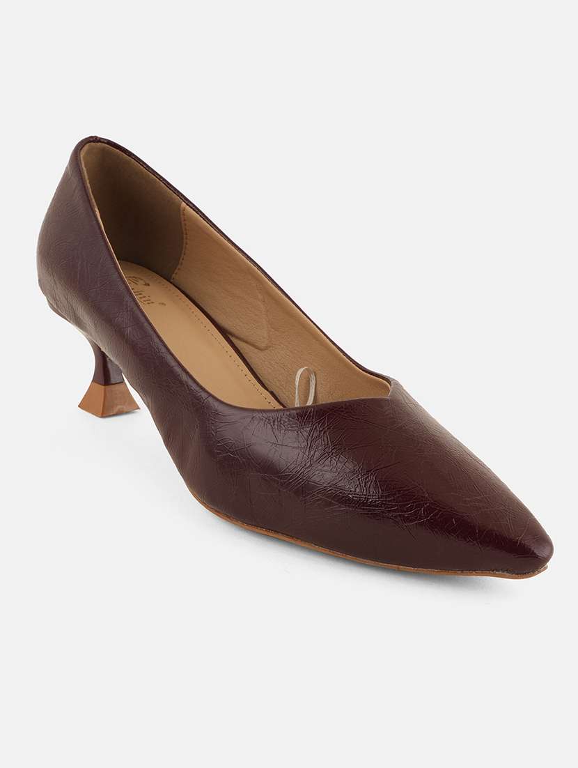 women maroon slip on pump - 22072180 - Standard Image - 4