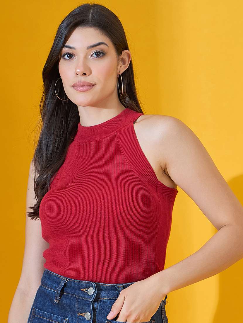 women solid halter neck sleeveless top