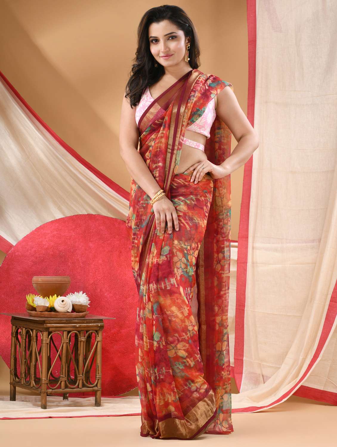 women floral printed saree - 22072234 - Standard Image - 1
